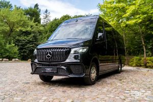 Mercedes-Benz Sprinter 2024