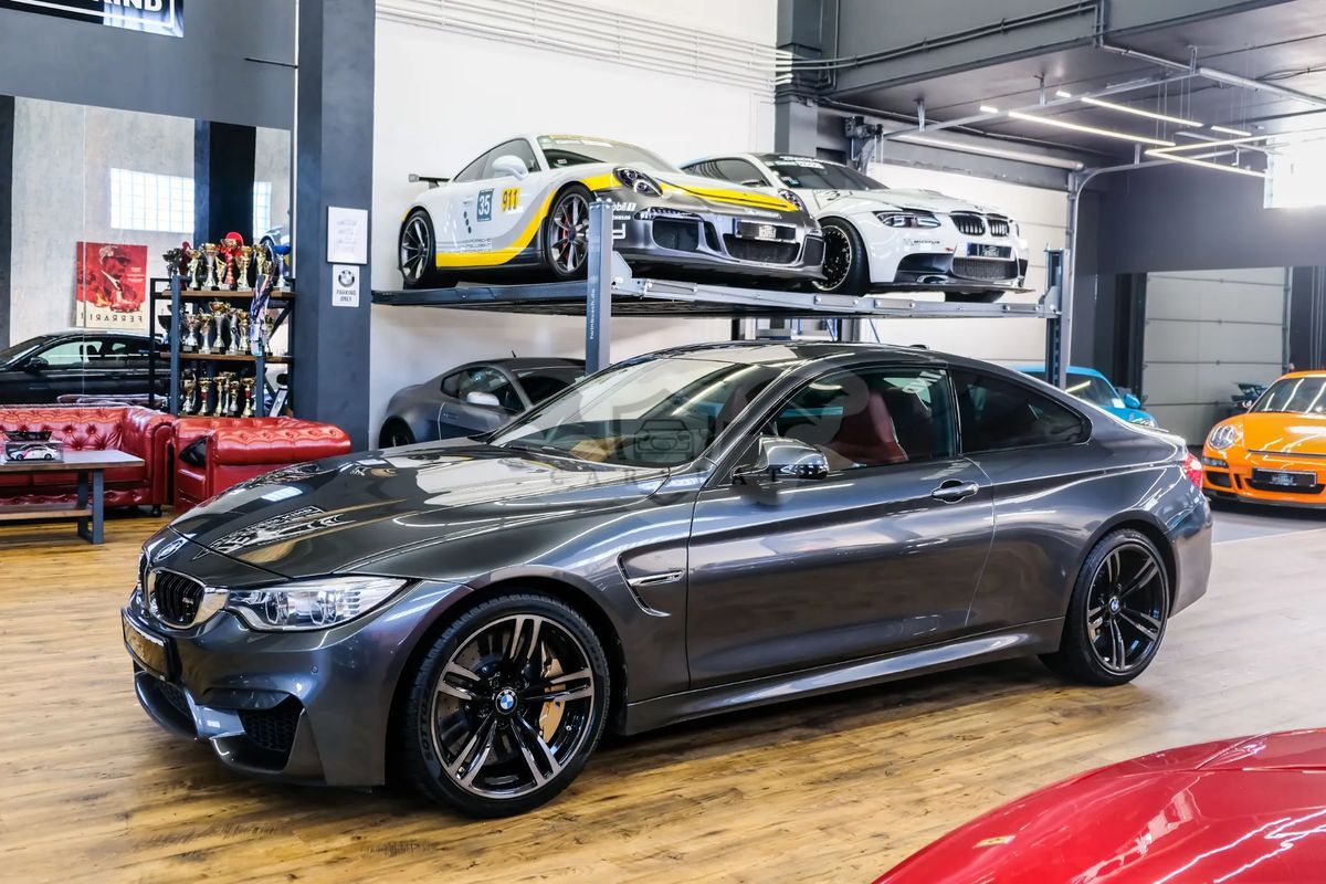 BMW M4 DKG 2014