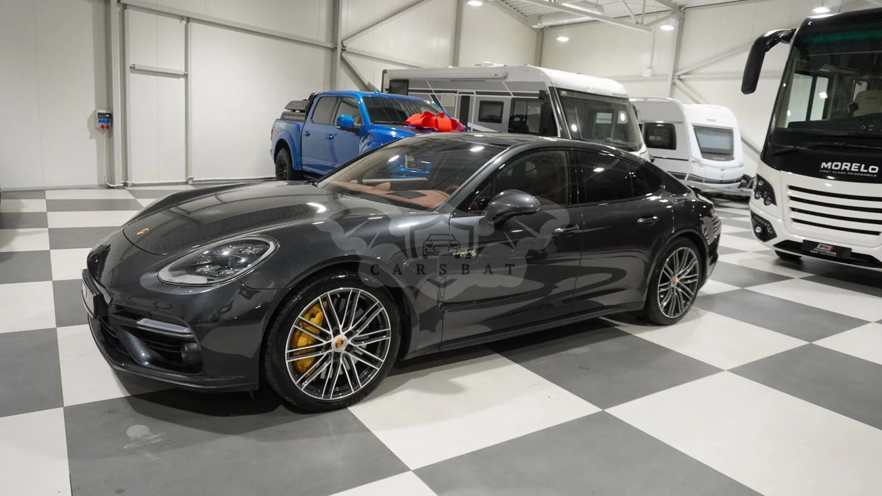 Porsche Panamera 2019