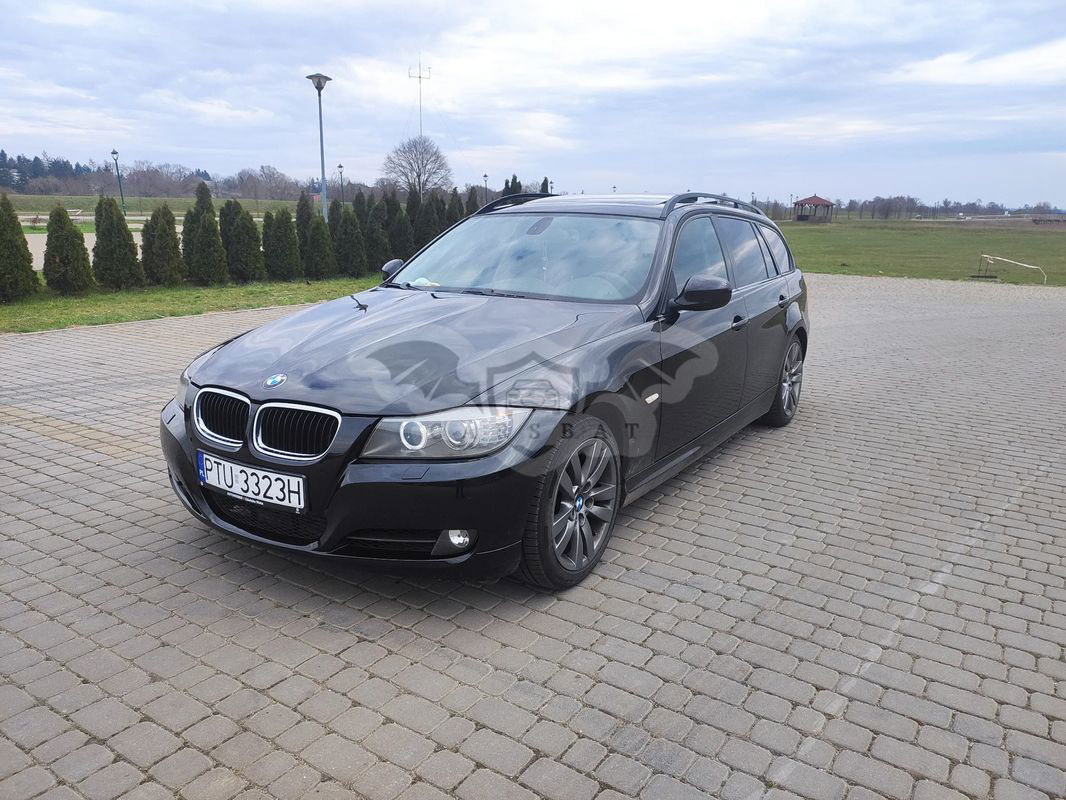 BMW 3 Series E90/E91/E92/E93 318d 2009