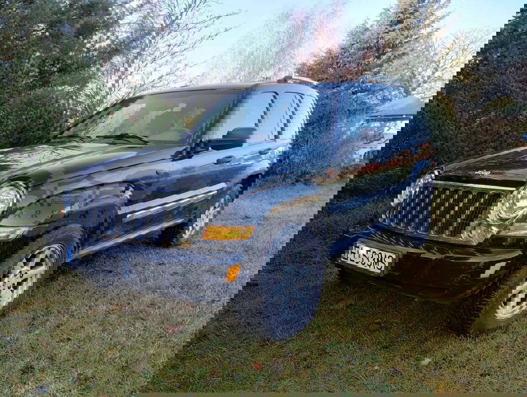 Jeep Cherokee III 2006
