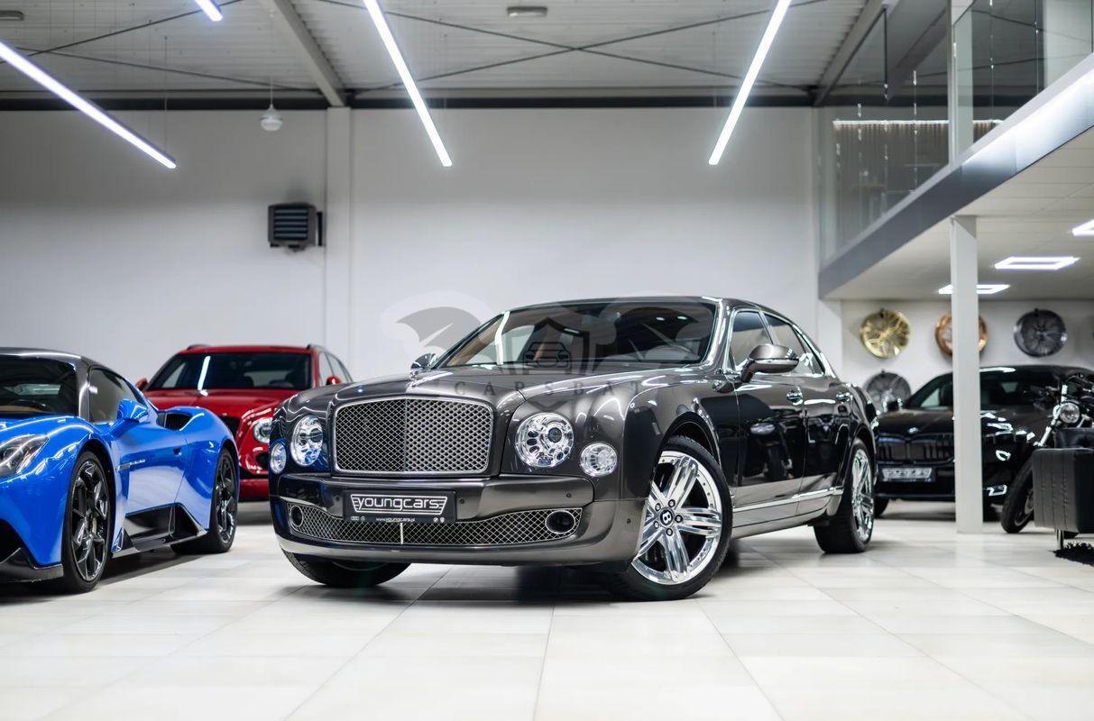 Bentley Mulsanne Standard 2012