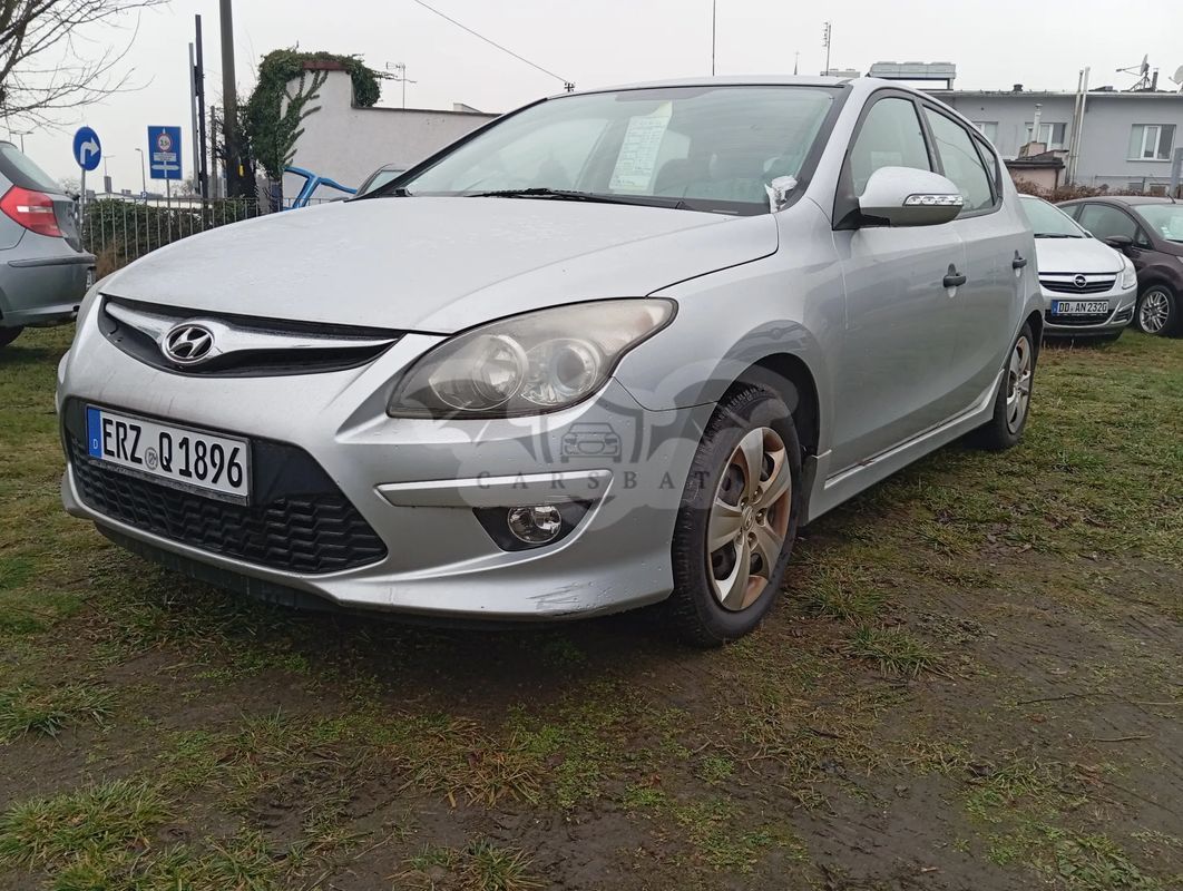 Hyundai i30 I 1.4 Base + World Cup 2011