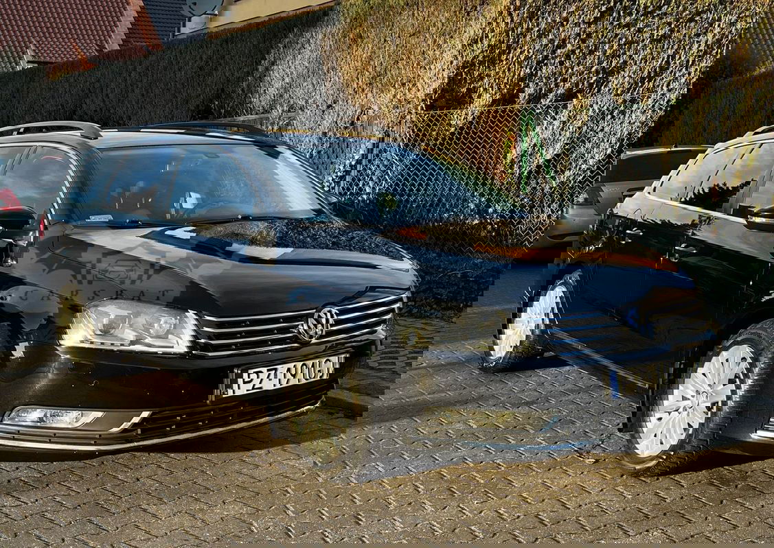 Volkswagen Passat B7 2.0 TDI Comfortline 2011