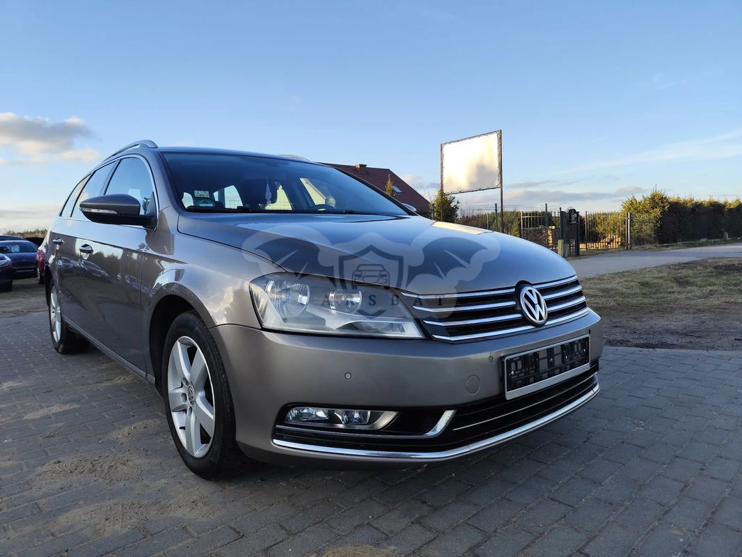 Volkswagen Passat B7 2.0 TDI Comfortline R-Style 2011