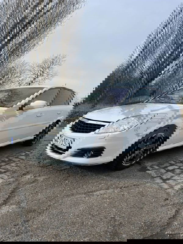 Opel Signum 2005