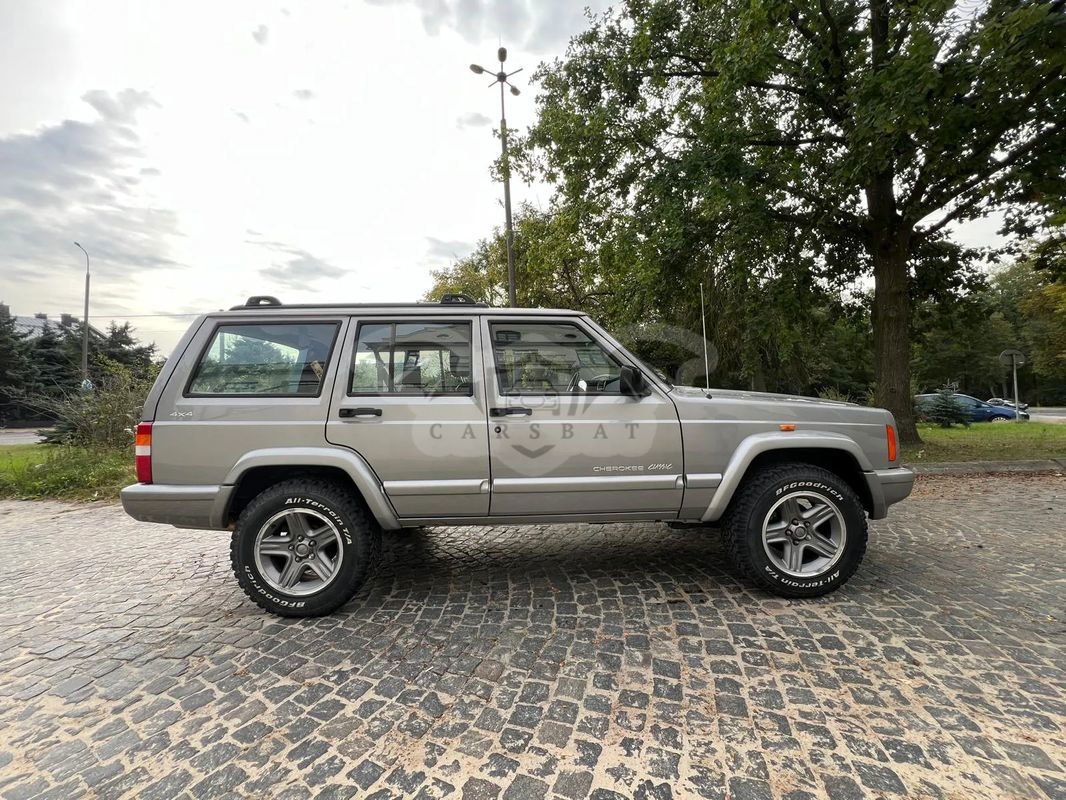 Jeep Cherokee II 2000