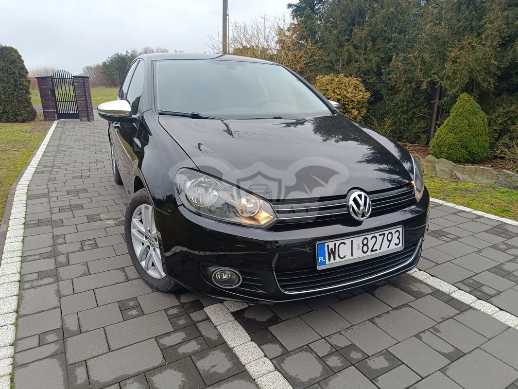 Volkswagen Golf VI 1.6 TDI DPF BlueMotion Technology Comfortline 2012