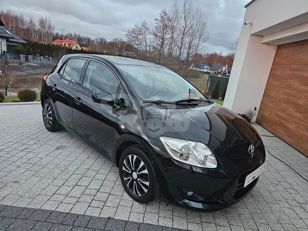 Toyota Auris I 1.33 VVT-i Life 2009