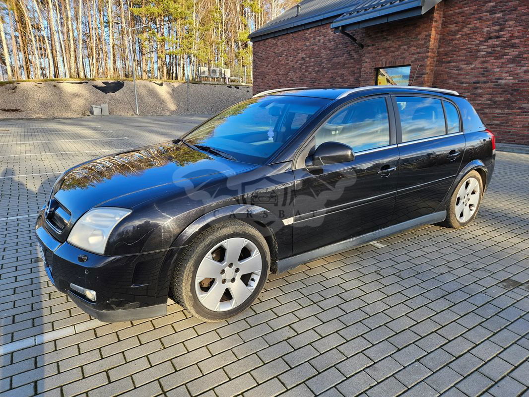 Opel Signum 2.0 T Sport 2003