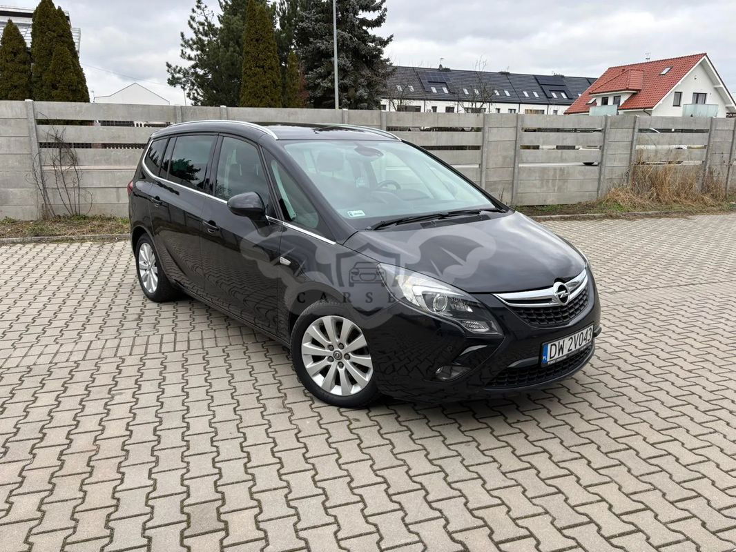 Opel Zafira C 2016