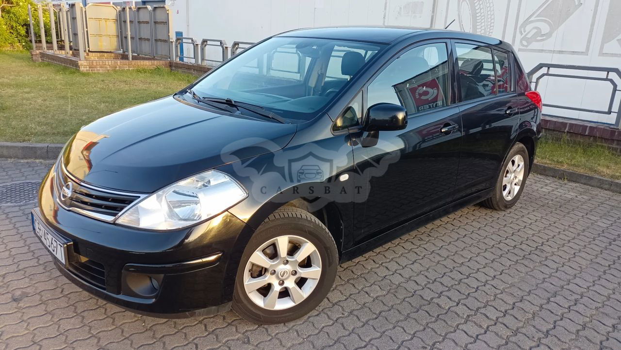 Nissan Tiida 2010