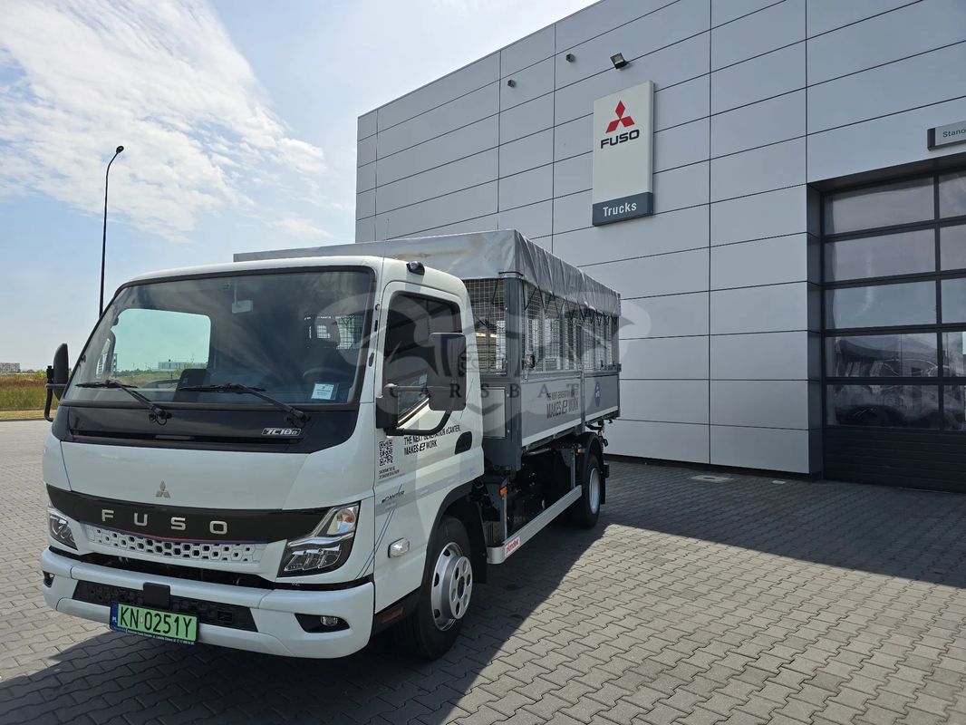 Mitsubishi Fuso Canter 2024