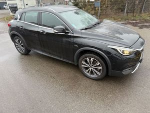 Infiniti QX30 2016