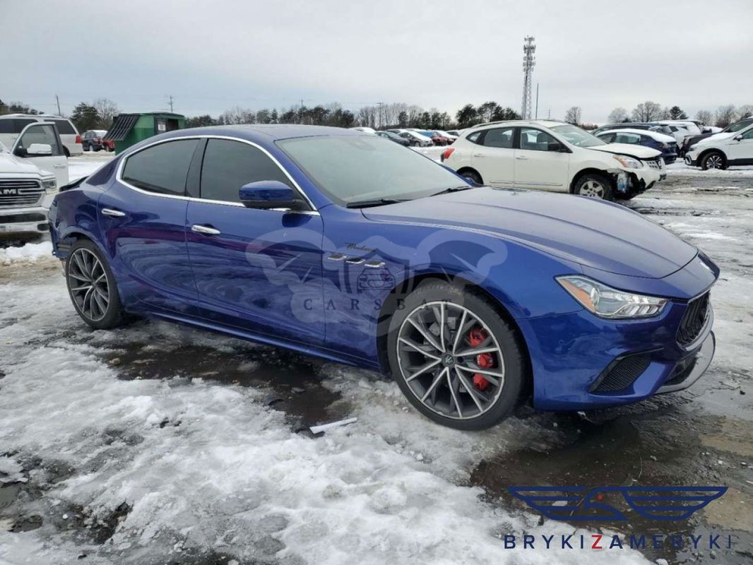 Maserati Ghibli 2021