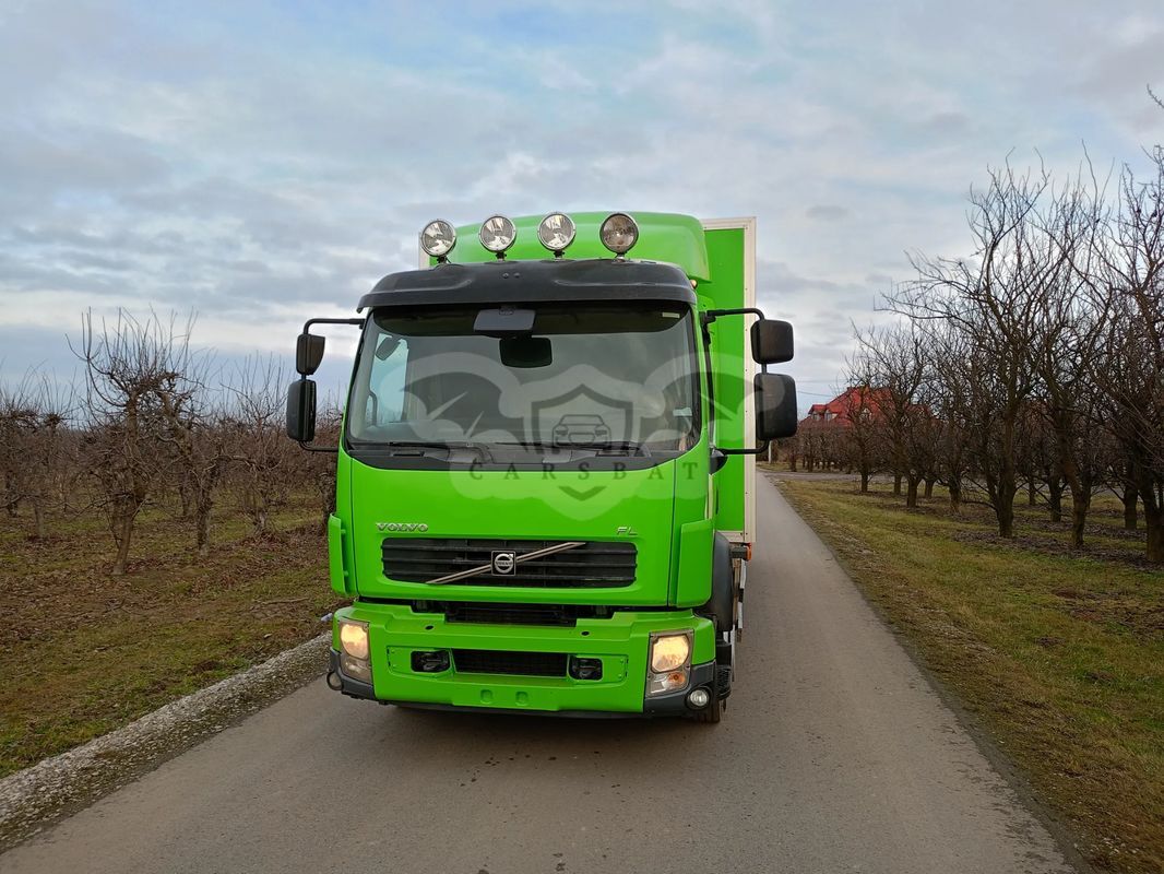 Volvo FL 2011