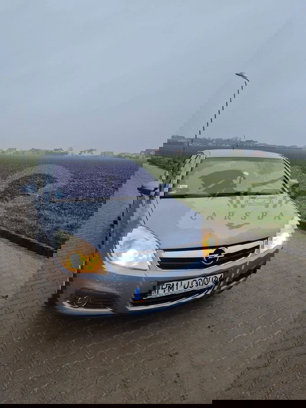 Opel Signum 2005