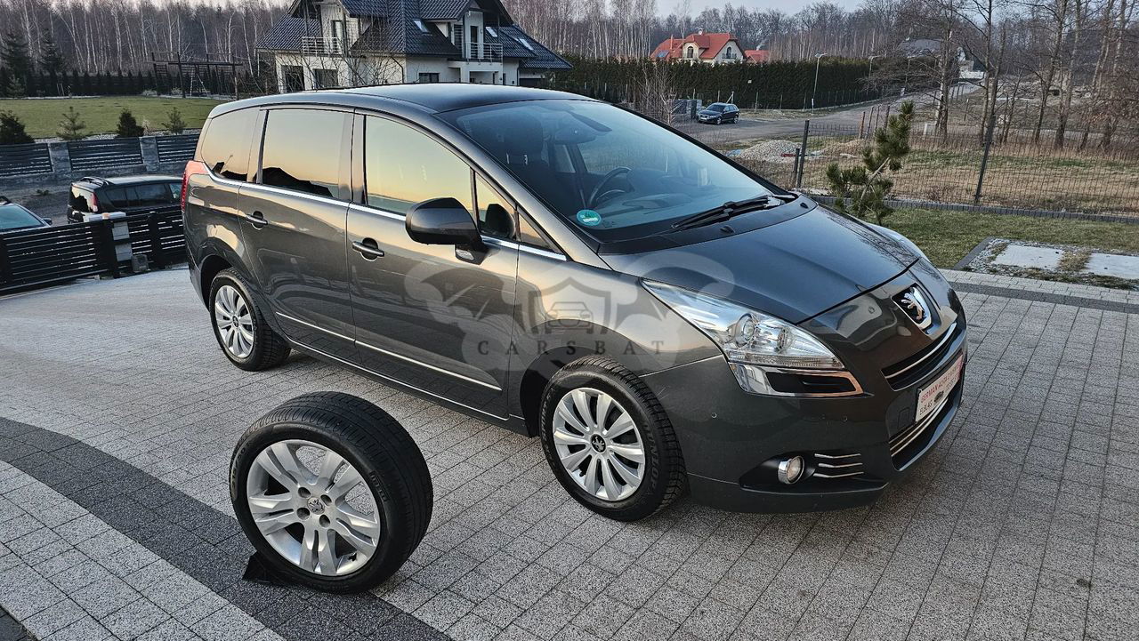 Peugeot 5008 I 2.0 HDi Allure 7os 2010