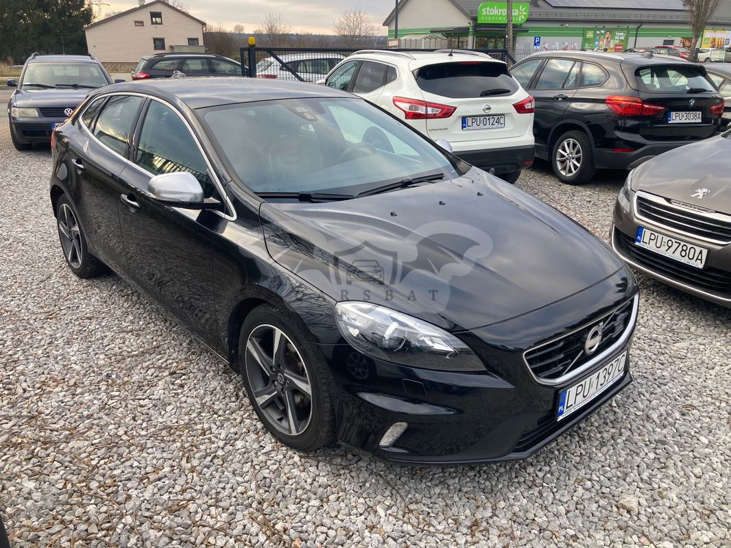 Volvo V40 II D2 R-Design 2013