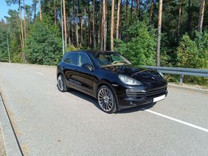 Porsche Cayenne II GTS 2011