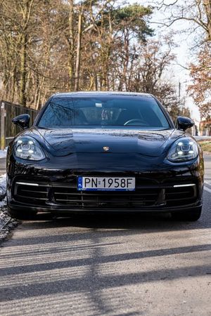 Porsche Panamera 4 Platinum Edition 2019