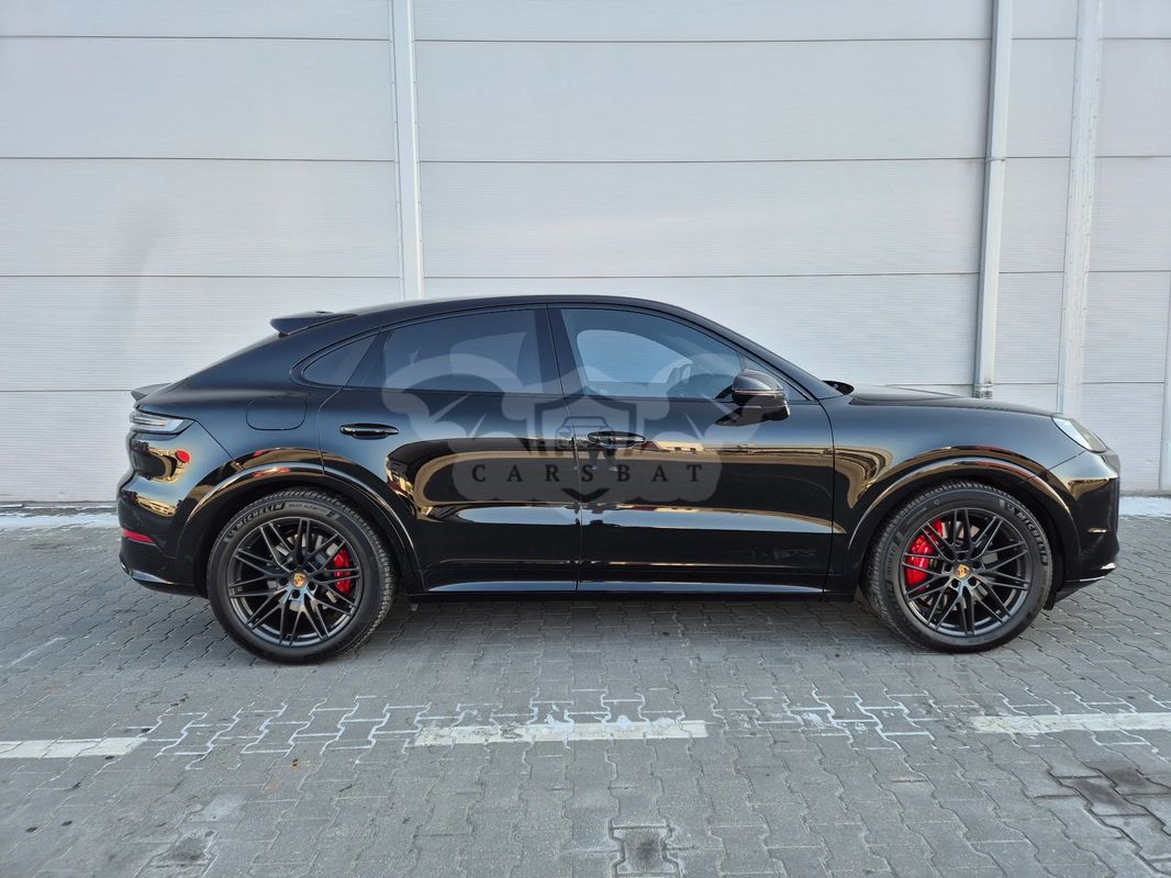 Porsche Cayenne III Coupe GTS 2024