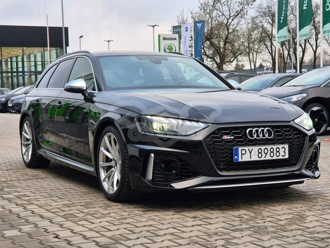 Audi RS4 TFSI Quattro Tiptronic 2023