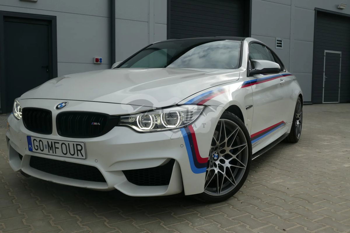 BMW M4 DKG 2016