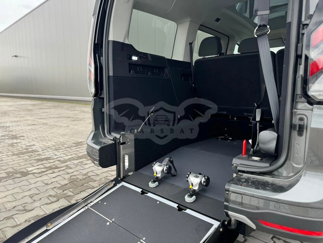 Ford Tourneo Connect 2024