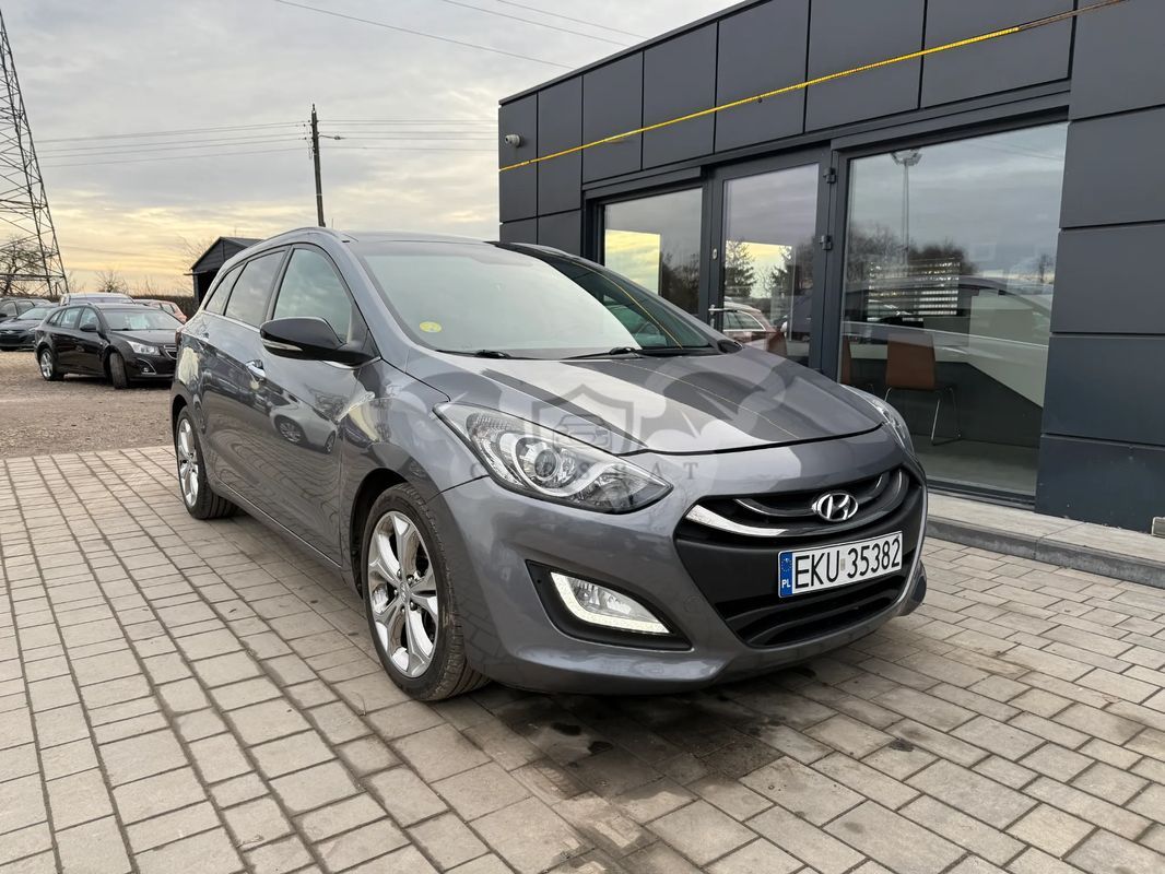 Hyundai i30 II 1.6 CRDi Premium 2012