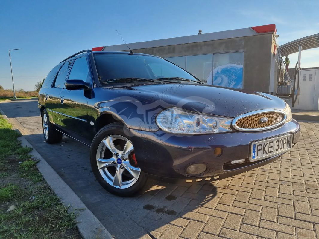 Ford Mondeo Mk2 2.0 Ghia 1998