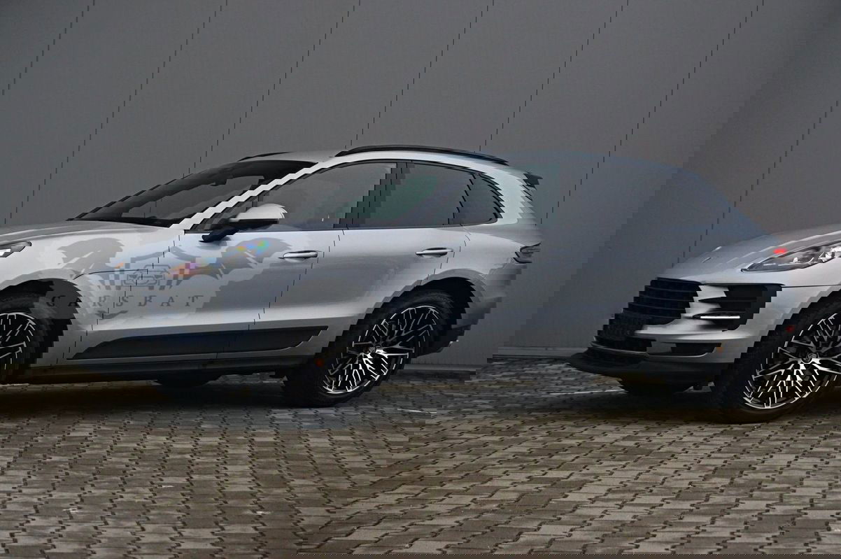 Porsche Macan I 2021