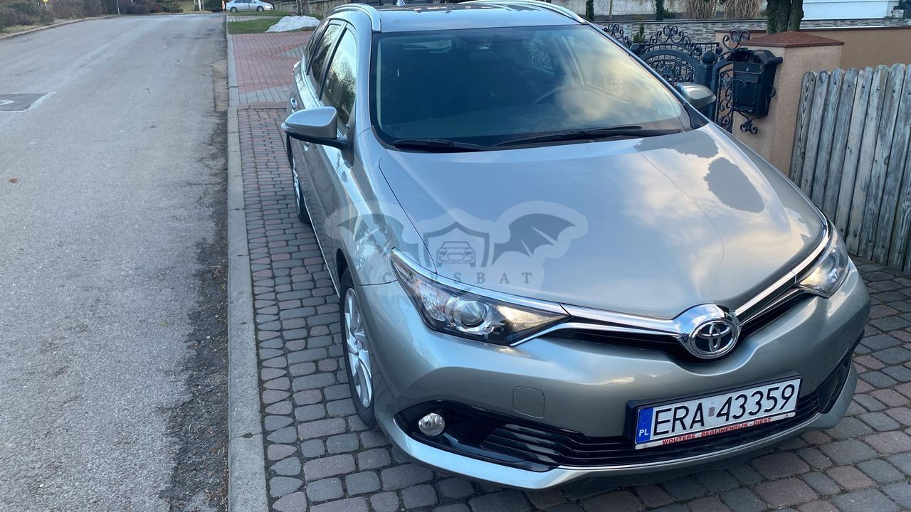 Toyota Auris II 1.4 D-4D 2016
