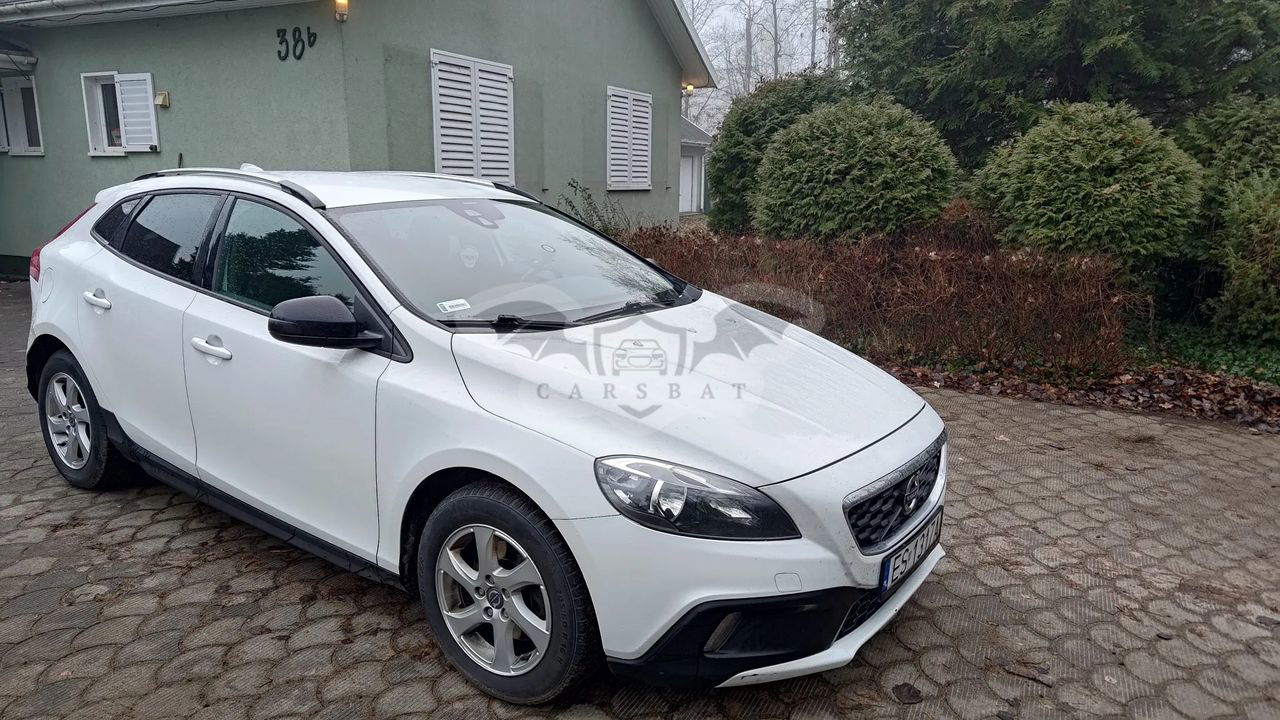 Volvo V40 D2 2013