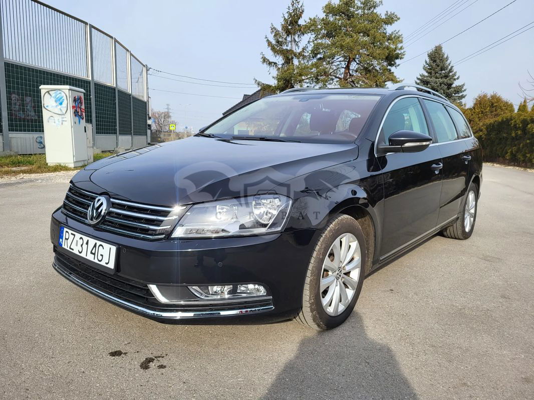 Volkswagen Passat B7 2.0 TDI Comfortline 2011
