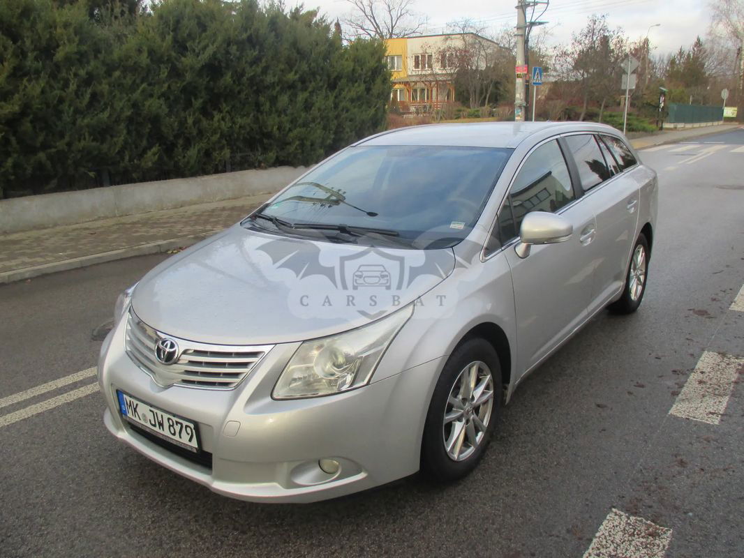 Toyota Avensis III 1.8 Sol 2010