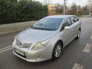 Toyota Avensis III 1.8 Sol 2010