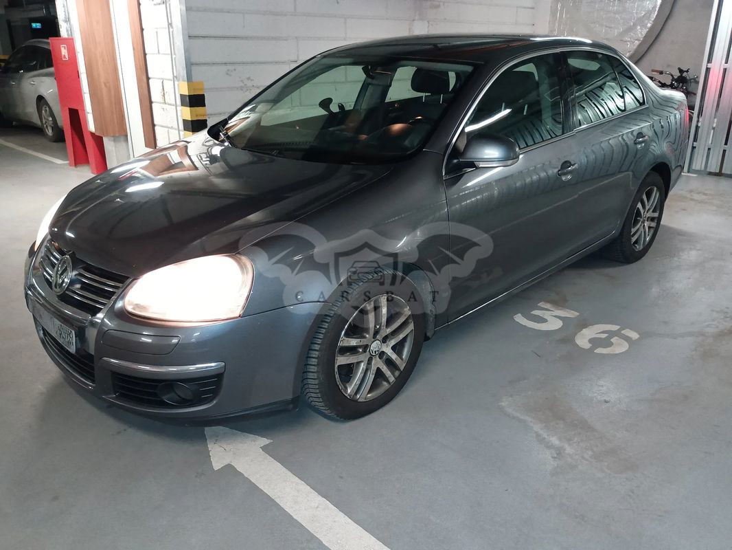 Volkswagen Jetta A5 2.0 FSI Comfortline 2005