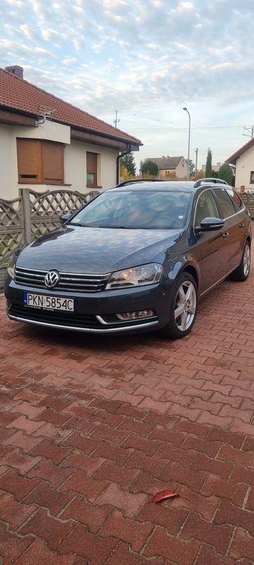 Volkswagen Passat B7 1.6 TDI DPF BlueMot Comfortline 2011