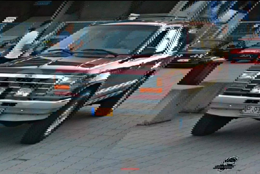 Ford Explorer Standard 1992