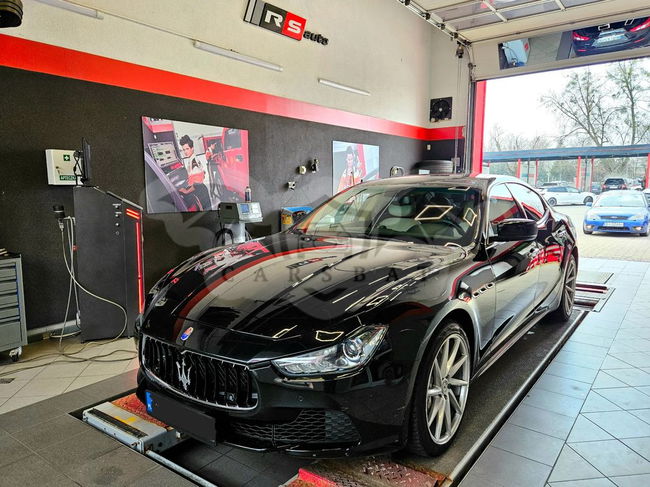 Maserati Ghibli Diesel 2015