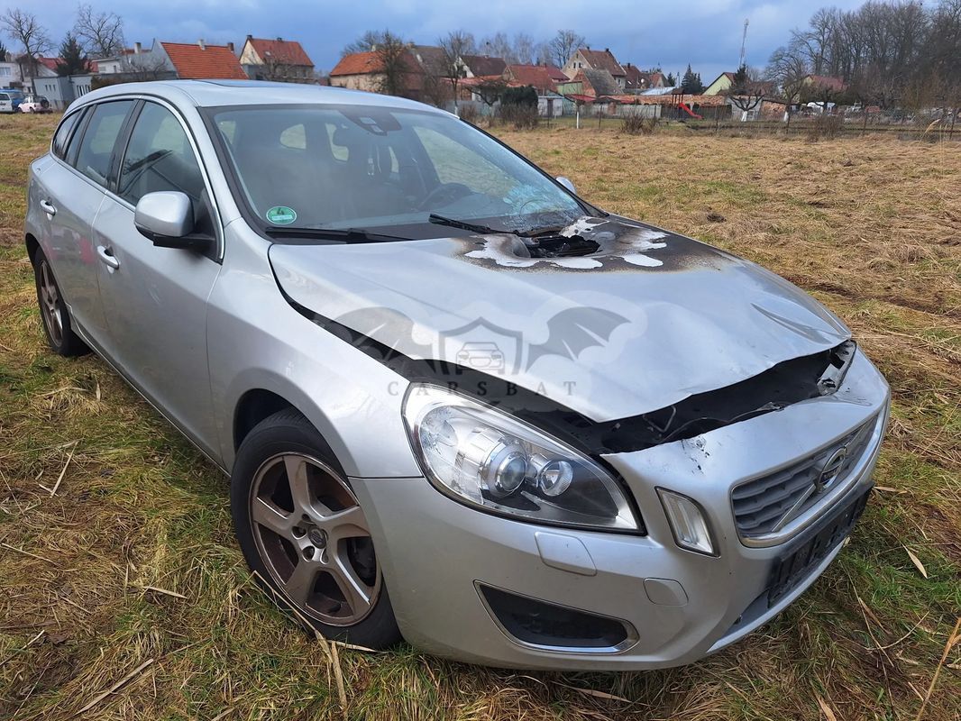 Volvo V60 I D3 Summum 2010