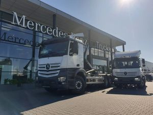 Mercedes-Benz Actros 2025