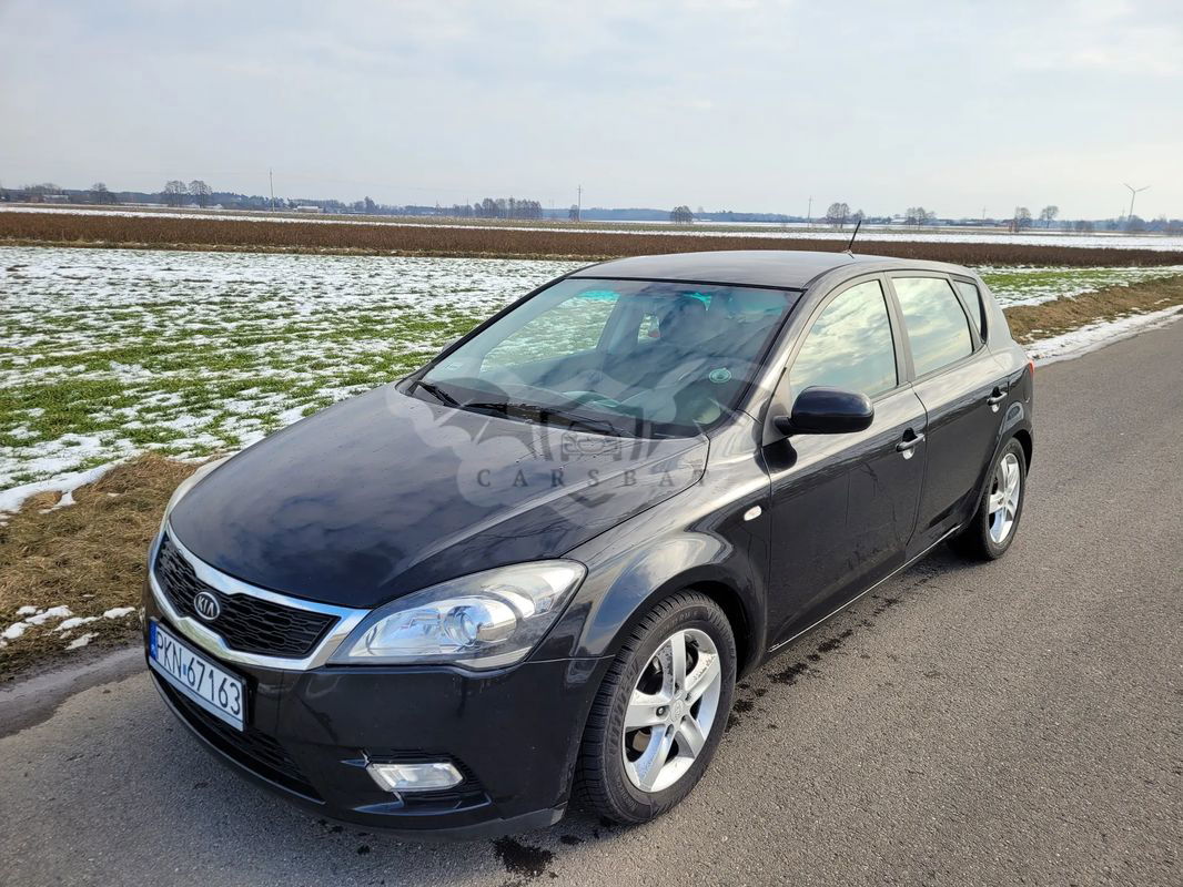 Kia Ceed I Cee'd 1.6 Crdi Comfort + 2011