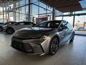 Toyota Camry 2.5 Hybrid Executive CVT 2025