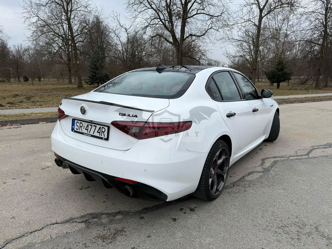 Alfa Romeo Giulia 2.0 Turbo 16V AT8-Q4 Veloce Ti 2021