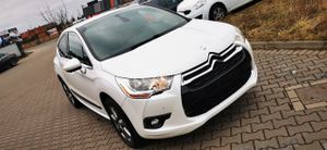 Citroën DS4 2.0 HDi SportChic 2011