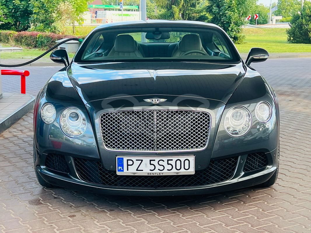 Bentley Continental W12 2012