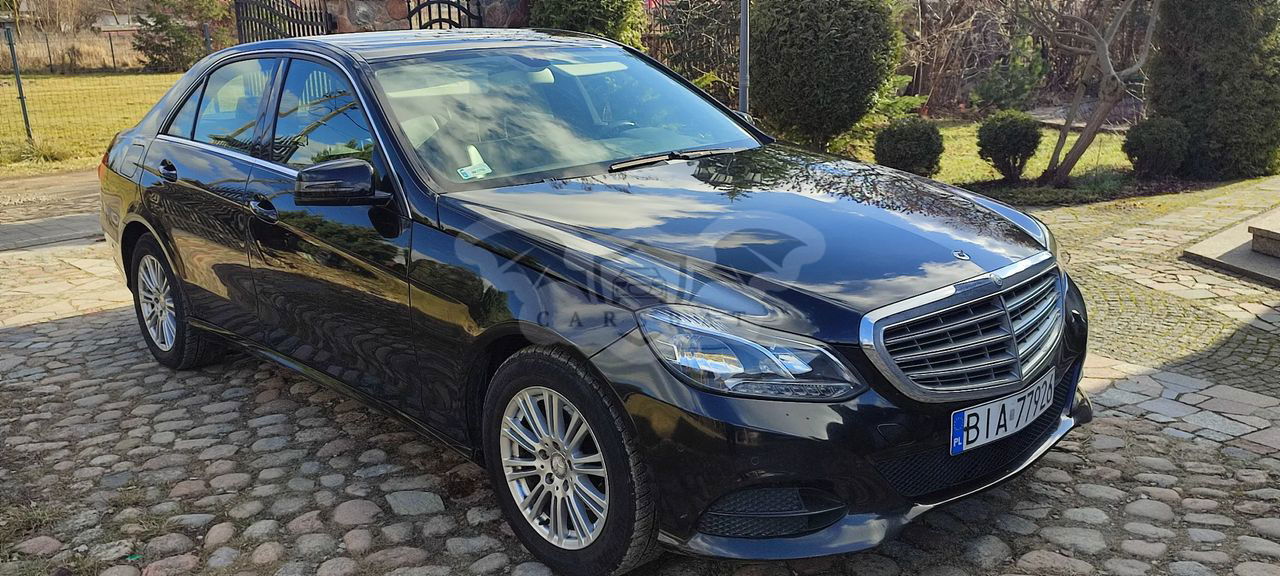 Mercedes-Benz E W212 200 BlueTEC 7G-TRONIC Classic 2013
