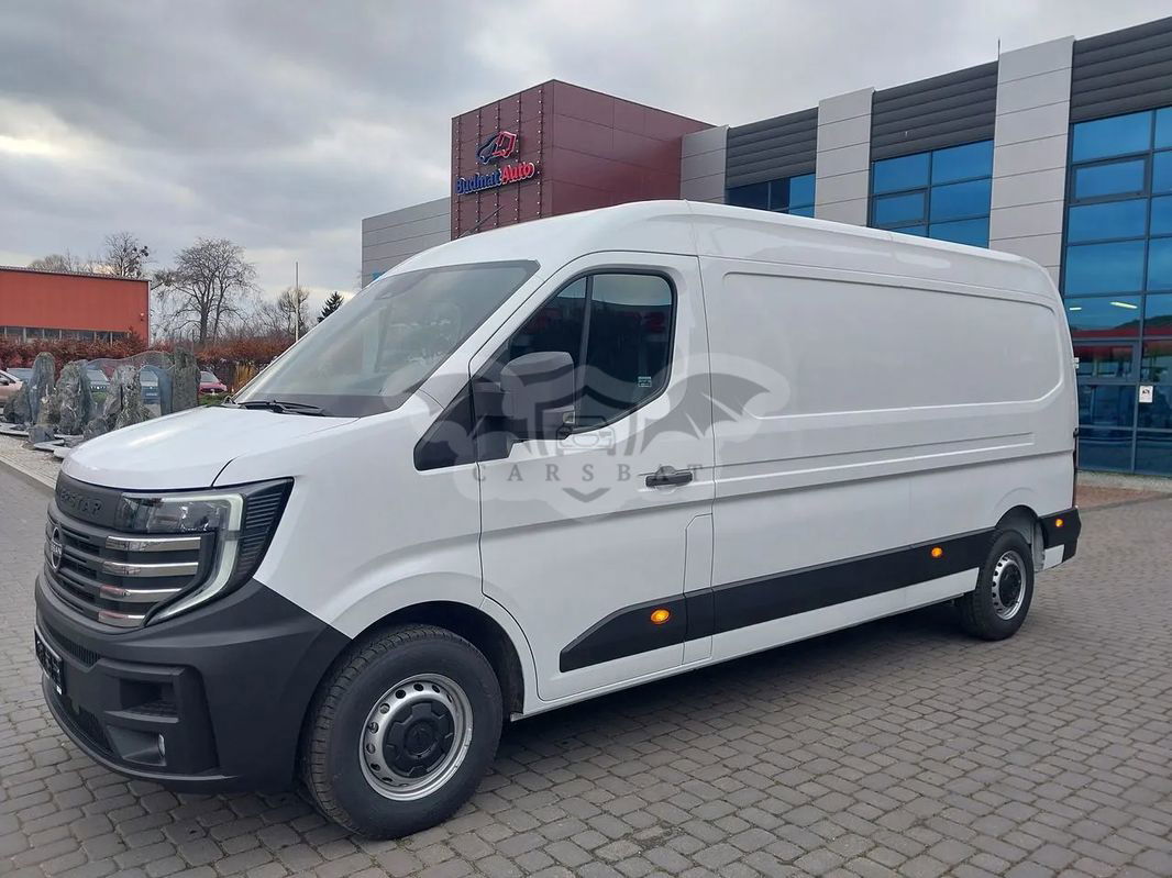 Nissan Interstar 2024